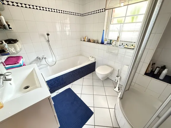 Badezimmer EG