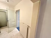 Zugang zum Schwimmbad und Sauna