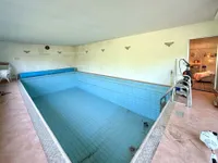 EG Schwimmbad mit Terrasse