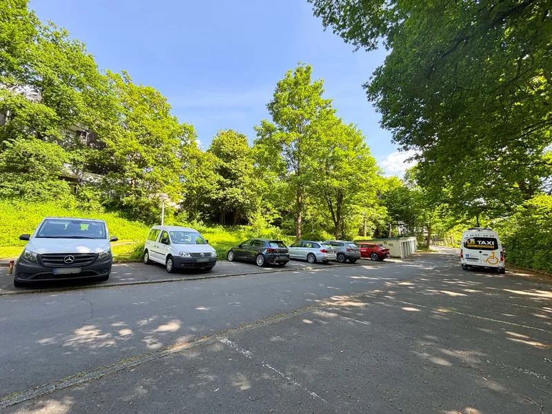Stellplätze für Mitarbeiter & Kunden