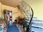 Treppenhaus zu den Mietwohnungen