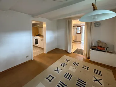 Durchgangszimmer Altbau EG