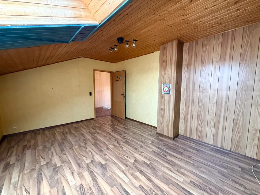 DG links Schlafzimmer (2)