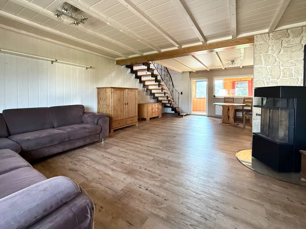 OG links Wohn-/Esszimmer