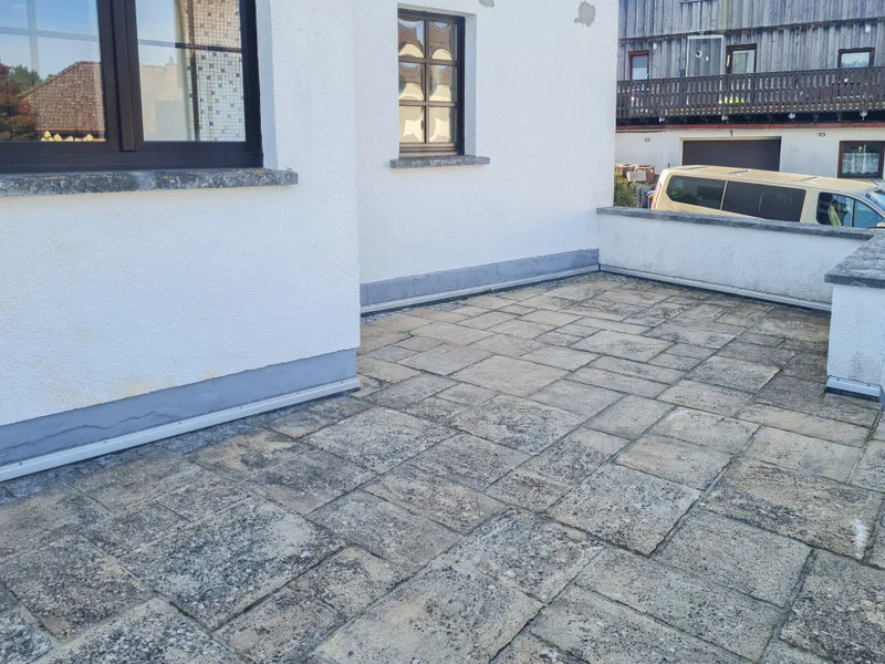 Terrasse vor der Tür
