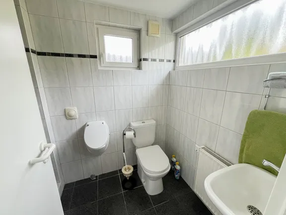 Gäste-WC EG