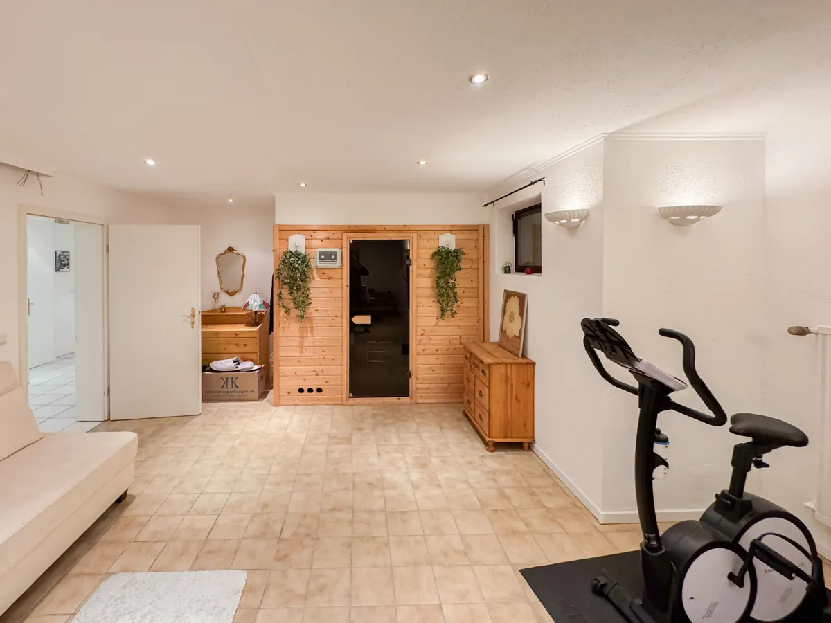 Hobbyraum mit Sauna