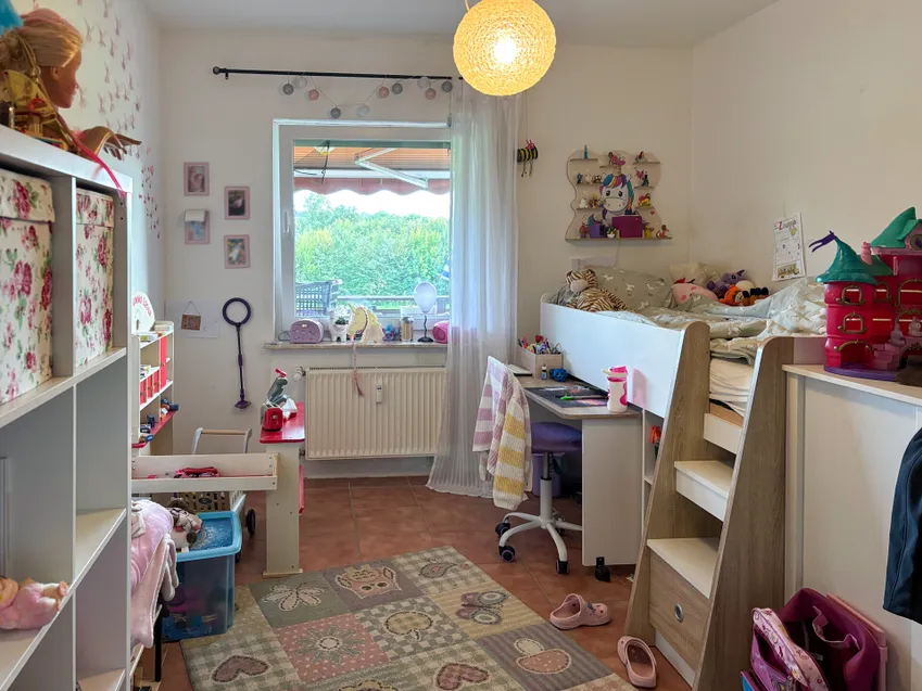 Kinderzimmer EG