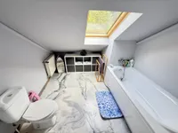 Badezimmer DG