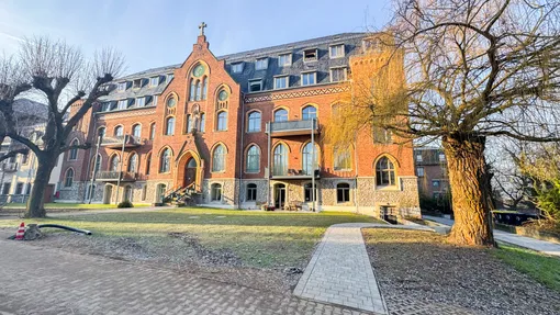 Vorderansicht Kloster