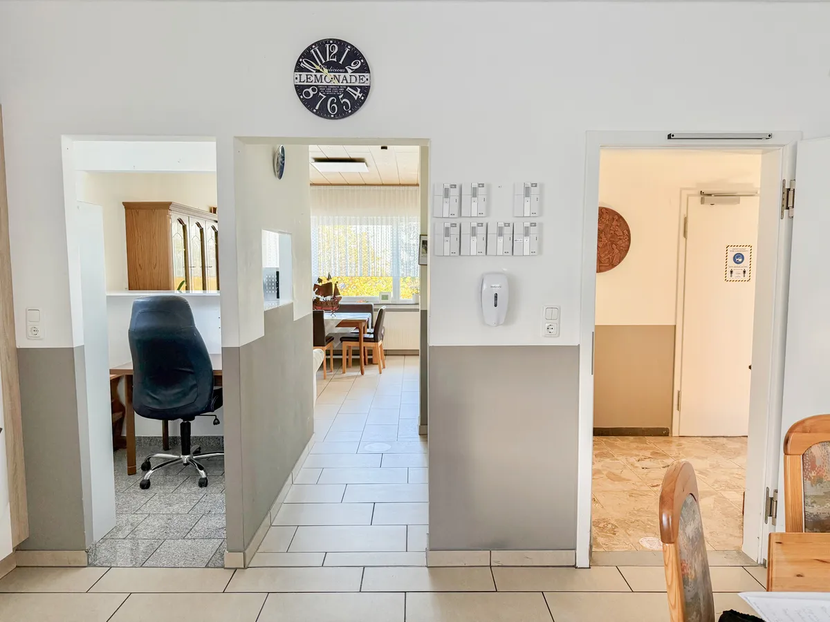 EG Schwesternraum (Büro)