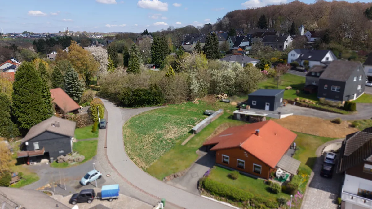 Grundstück