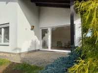 Überdachte Süd-West Terrasse