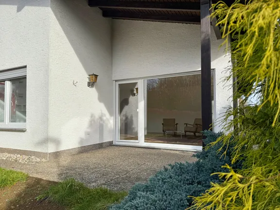 Überdachte Süd-West Terrasse