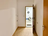 Abstellraum/ Zugang zur Garage