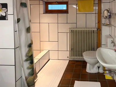 Bad mit Sauna UG