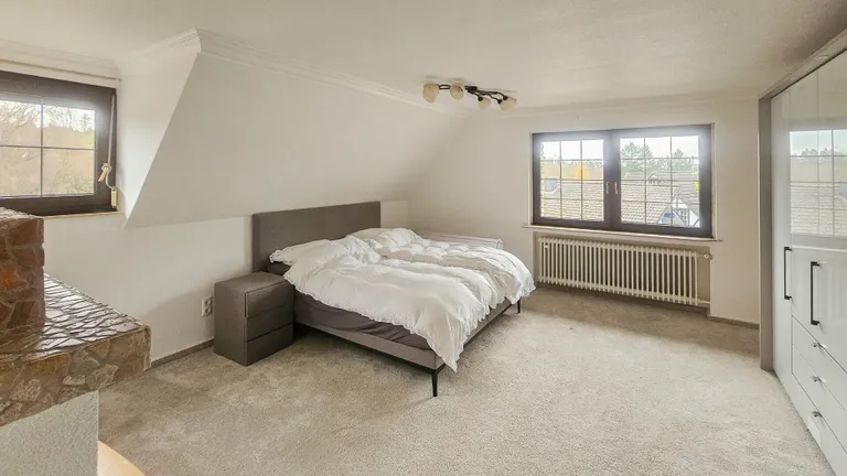 Elternschlafzimmer OG
