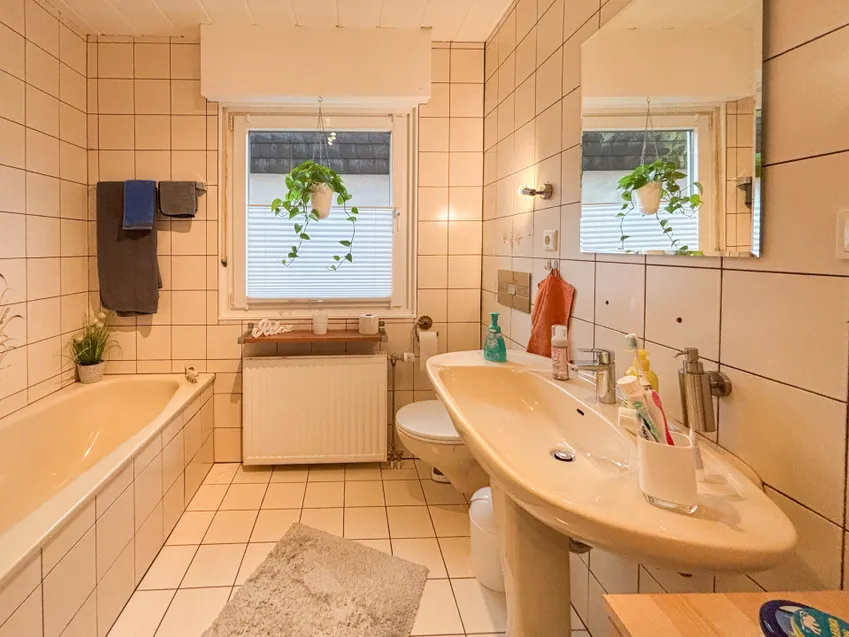 Badezimmer EG