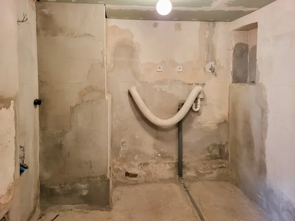 Gäste-WC/ Waschküche in Vorbereitung