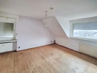 Zimmer DG-Wohnung