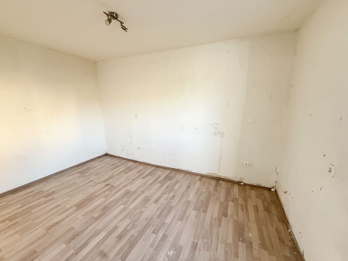 Schlafzimmer WE links