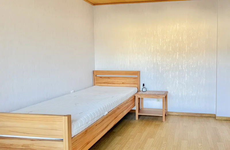 Haus Nr. 6 OG Kinderzimmer mit Balkon