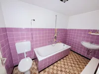 Haus Nr. 4 EG Wannenbad