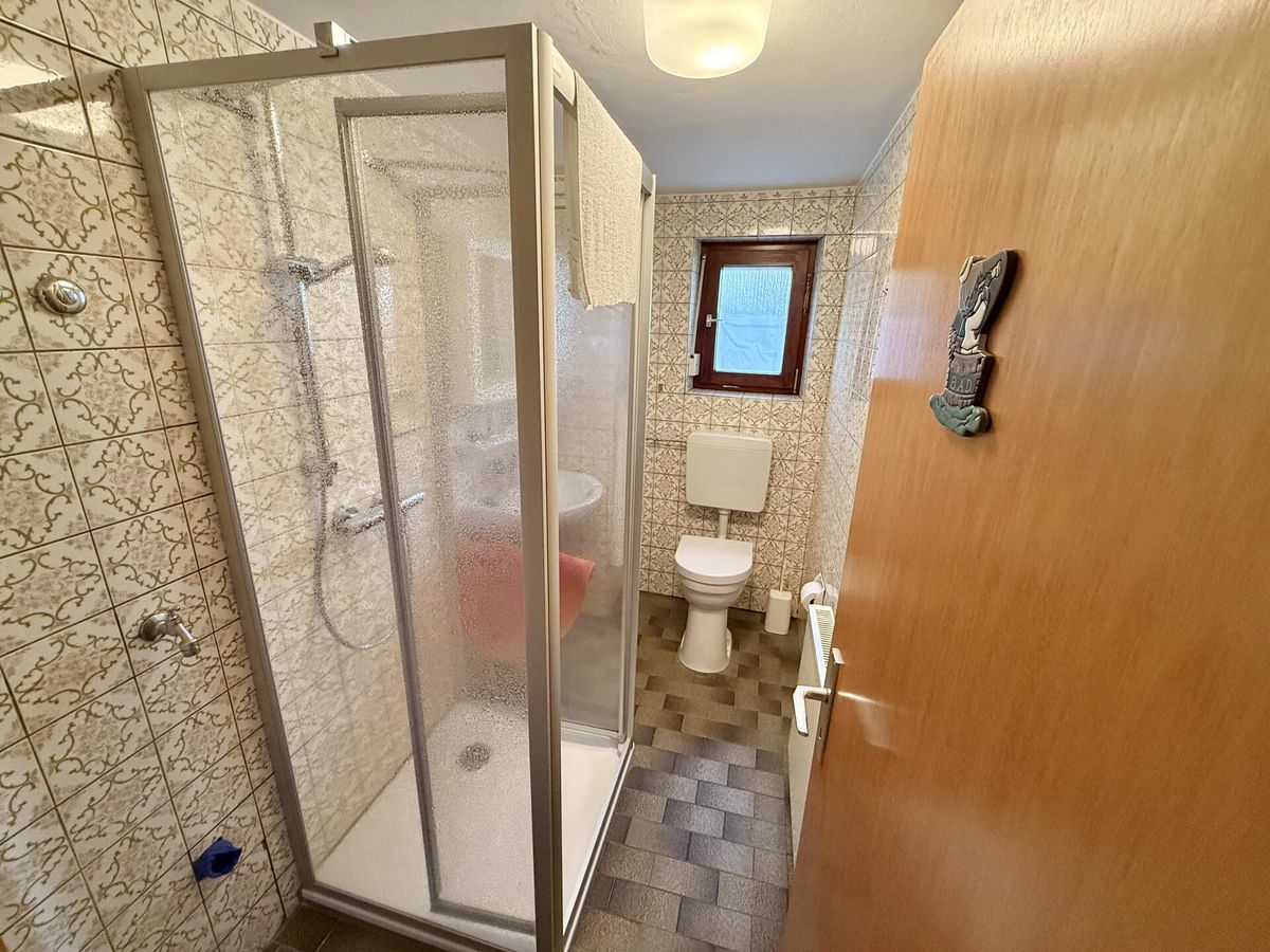 Haus Nr. 6 EG Duschbad