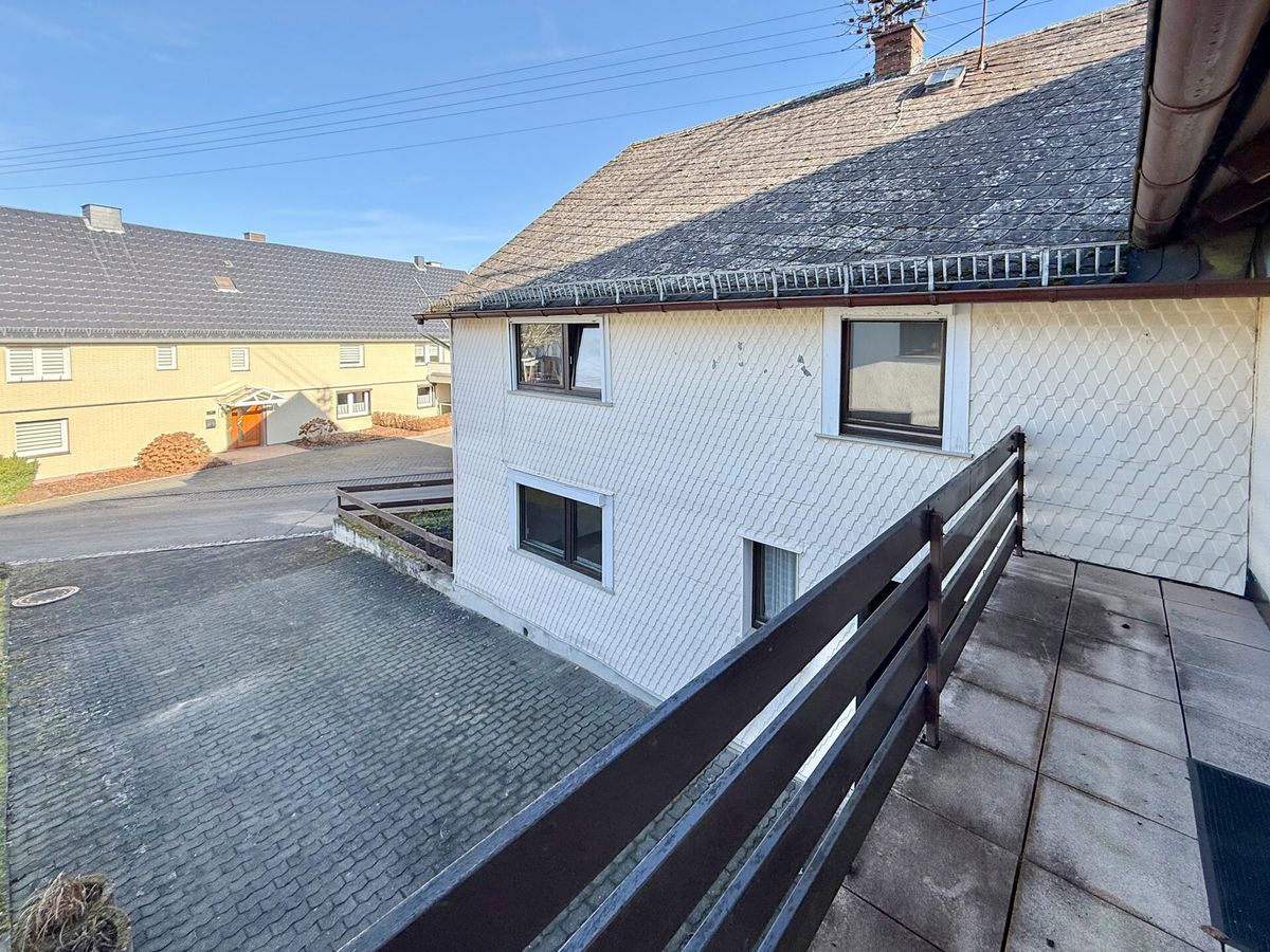 Blick auf die Einfahrt