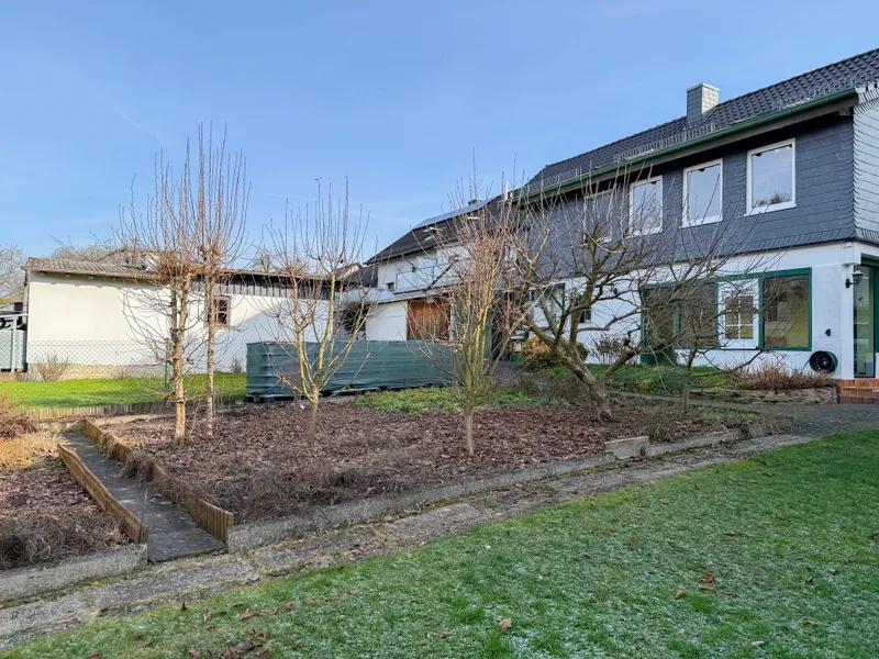 Beet und Regenwasserzisternen