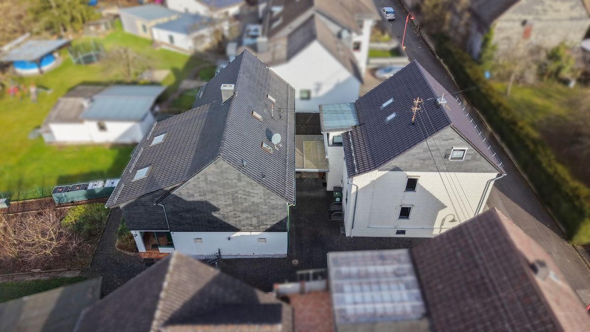 Seitenansicht der Gebäude