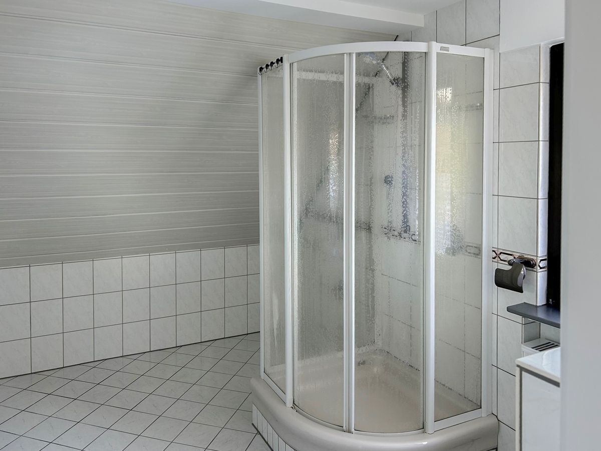 Badezimmer DG