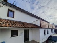 Rückansicht Zugang Wohnung 1