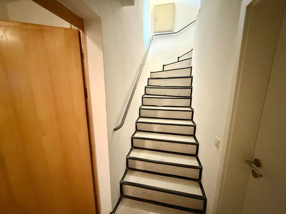 Treppe ins Erdgeschoss