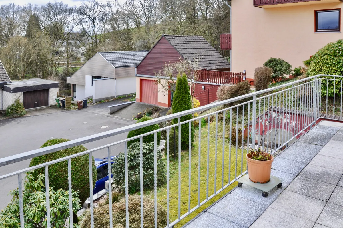 Ausblick vom Balkon (EG)