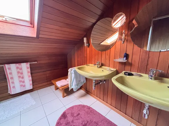 Badezimmer DG