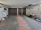 Doppelgarage mit Zugang zum EG