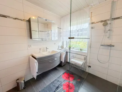 2. Ebene - Badezimmer (EG)