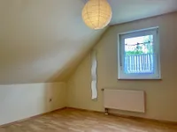 Schlafzimmer (DG)
