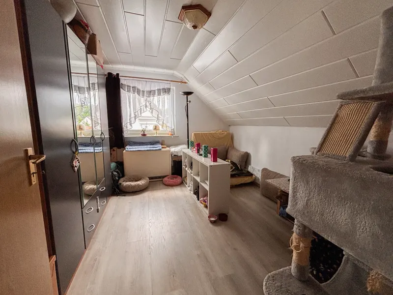 Schlafzimmer DG