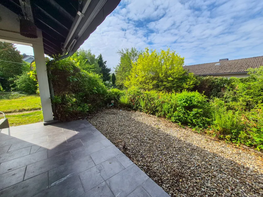überdachte Terrasse