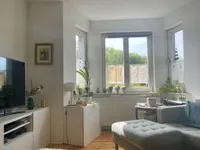 Wohnzimmer mit Erker (EG)
