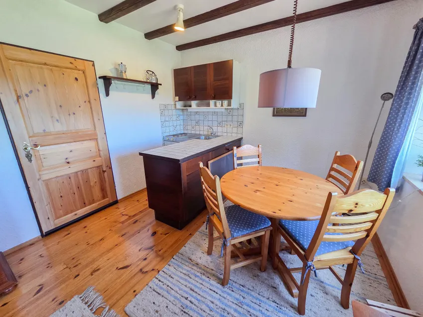 Einliegerwohnung KG