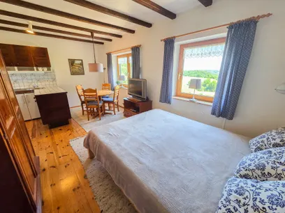 Einliegerwohnung KG