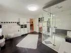 Badezimmer EG