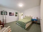 Schlafzimmer UG