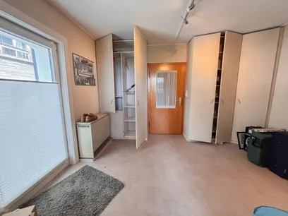 Arbeitszimmer EG Links