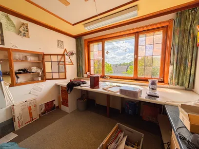 Arbeitszimmer EG Links