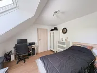 Schlafzimmer DG Rechts