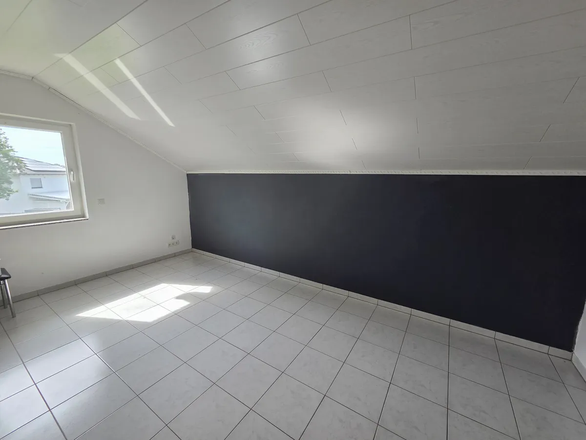 Schlafzimmer 1 DG
